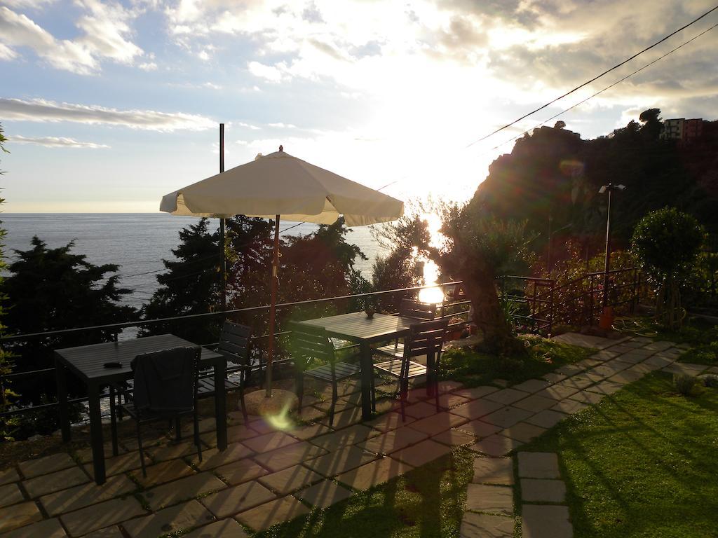 Corte Del Gallo Corniglia Esterno foto